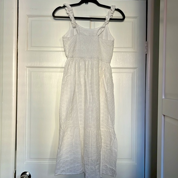 White midi dress in XS - Picture 2 of 3